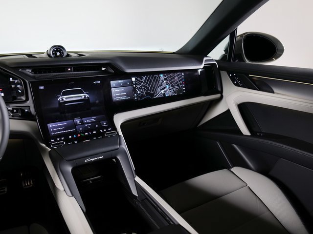 New 2026 Porsche Cayenne Electric AWD/4WD image 18