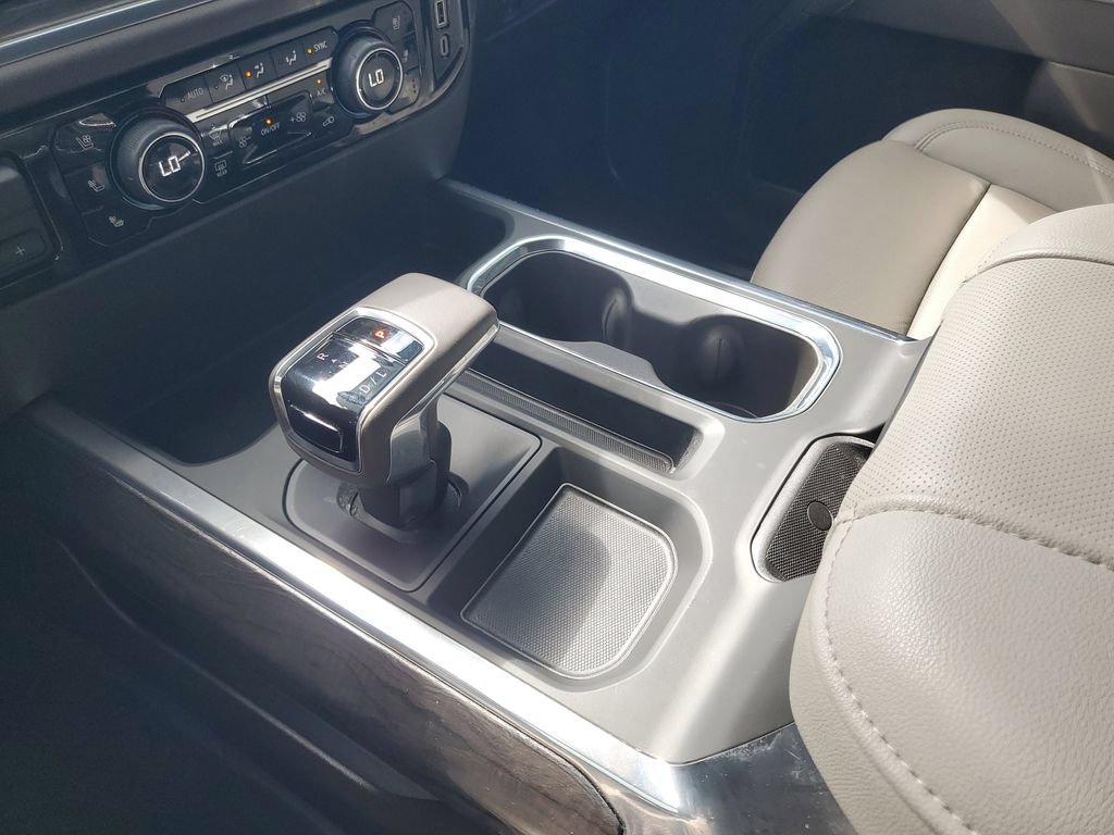 Used 2026 Chevrolet Silverado 1500 LTZ AWD/4WD image 19