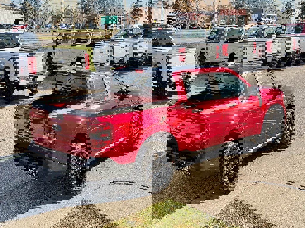 New 2025 Ford Maverick XLT w/ XLT Luxury Package image 5