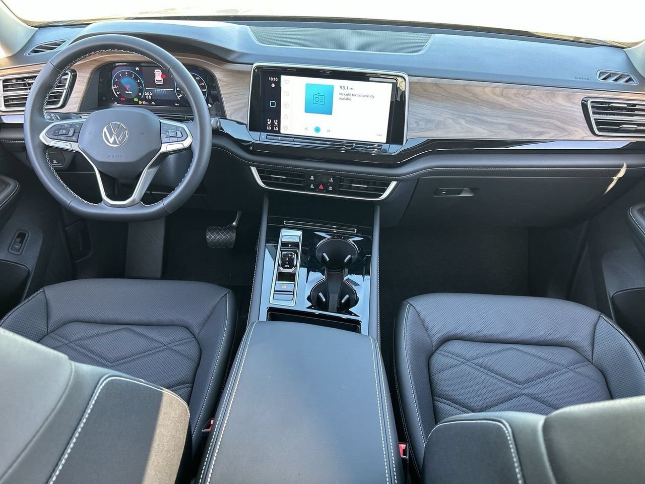 New 2026 Volkswagen Atlas SE FWD image 11