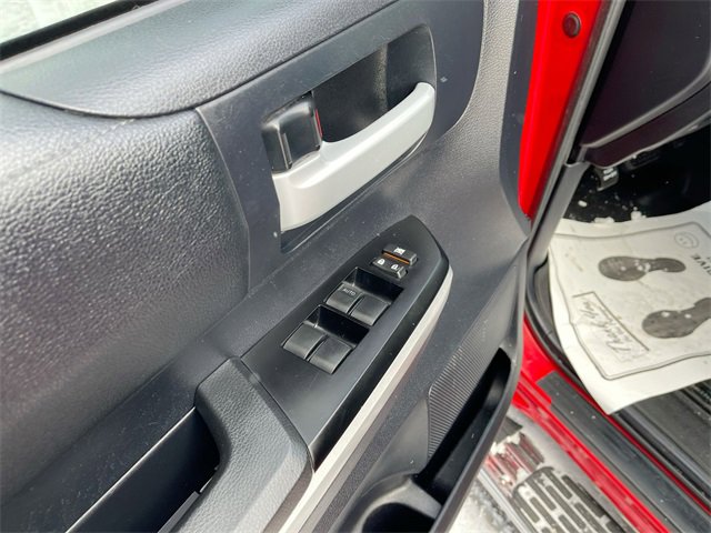 Used 2014 Toyota Tundra SR5 w/ SR5 Upgrade Package image 20