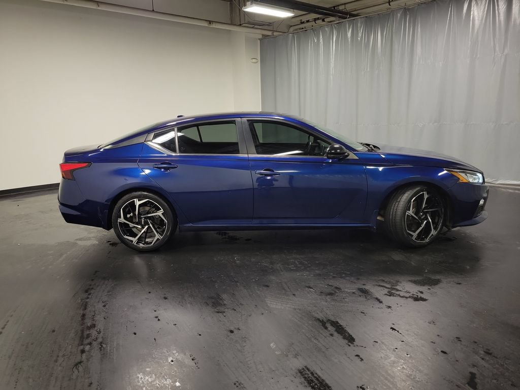 Used 2020 Nissan Altima 2.5 SR w/ Premium Package FWD image 10