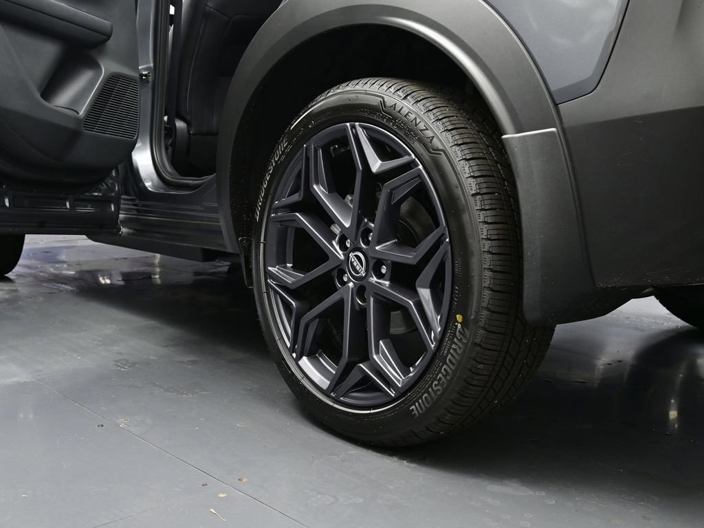 New 2026 Nissan Kicks SR w/ SR Premium Package image 24