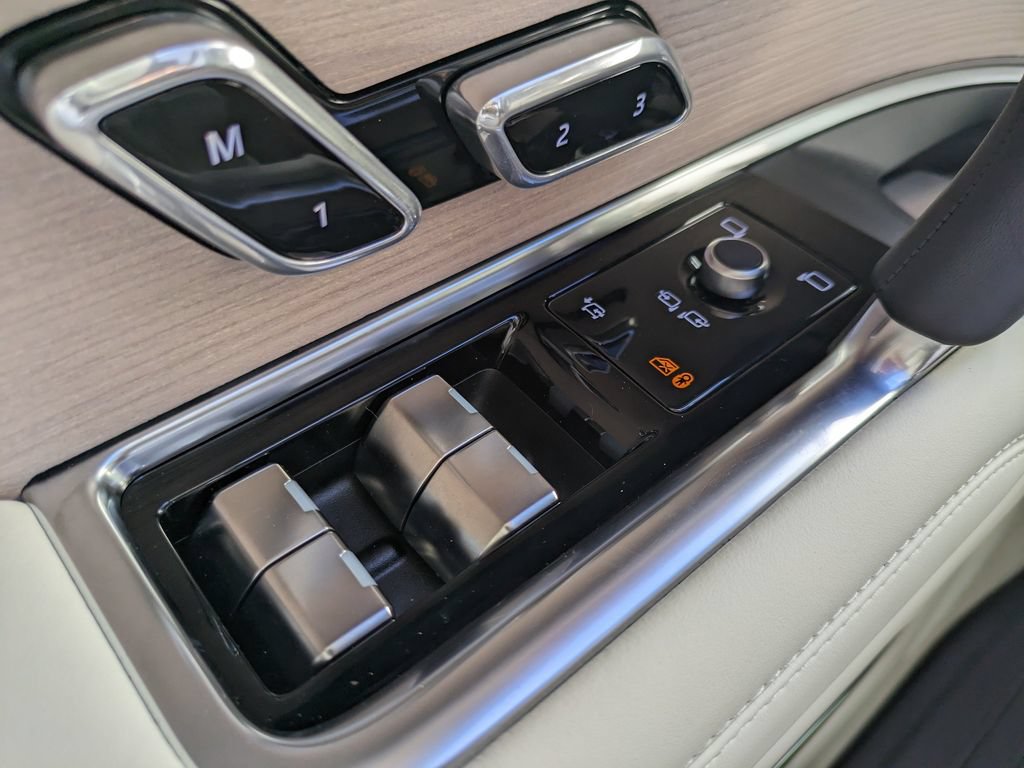 New 2026 Land Rover Range Rover SE AWD/4WD image 21