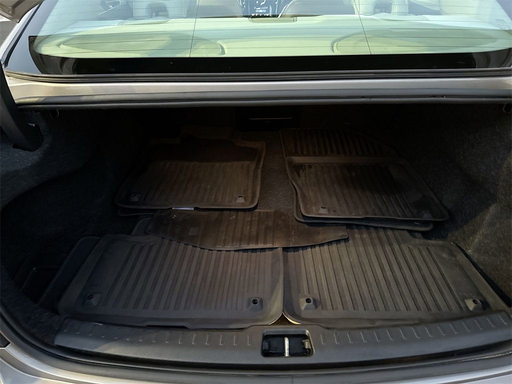 Used 2021 Volvo S60 T5 Momentum w/ Premium Package image 20