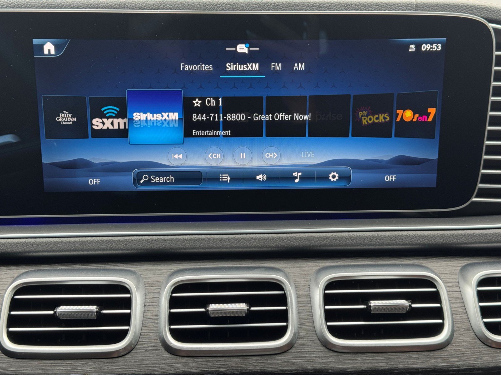 Used 2026 Mercedes-Benz GLS 580 4MATIC w/ Night Package image 28
