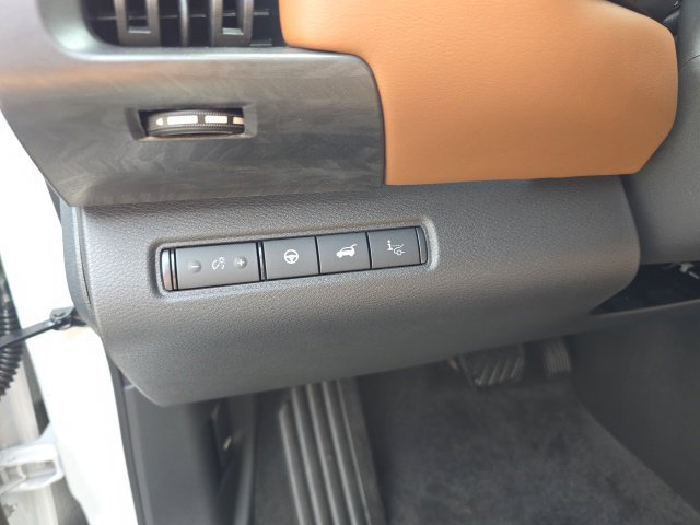New 2026 Nissan Pathfinder Platinum AWD/4WD image 20