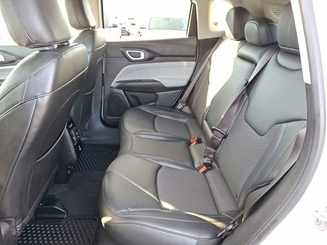 Certified 2022 Jeep Compass Latitude w/ Convenience Group image 13