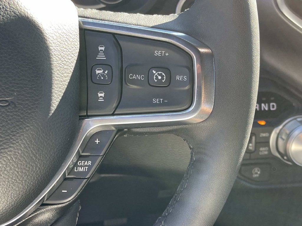 Used 2026 RAM 1500 Laramie AWD/4WD image 37