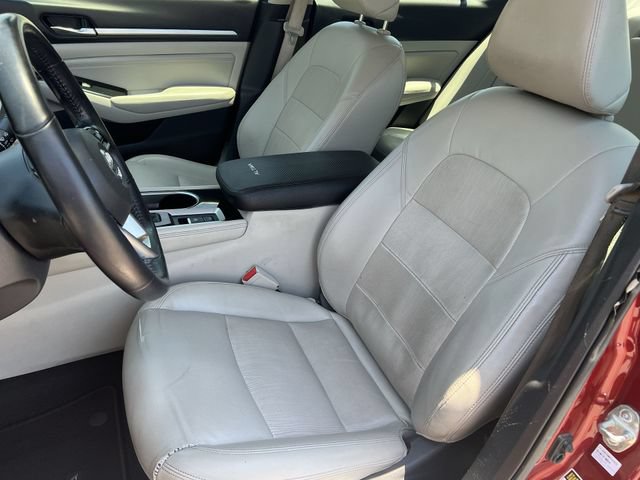 Used 2020 Nissan Altima 2.5 Platinum FWD image 34