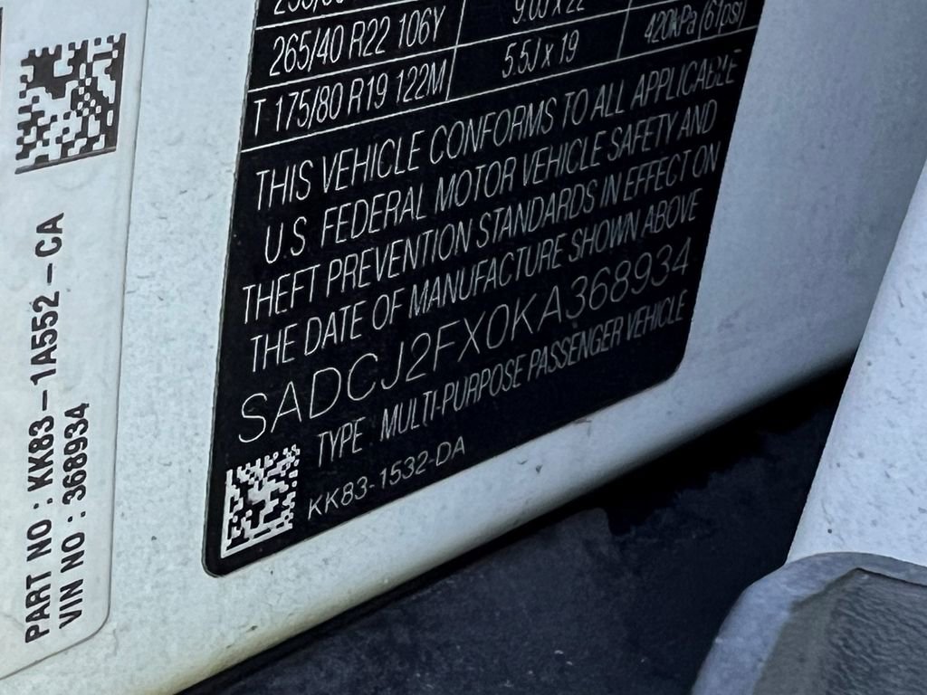 Used 2019 Jaguar F-PACE Premium image 33