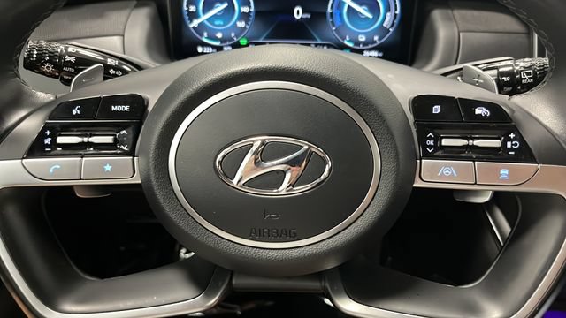 Used 2022 Hyundai Tucson SEL w/ Cargo Package AWD/4WD image 16