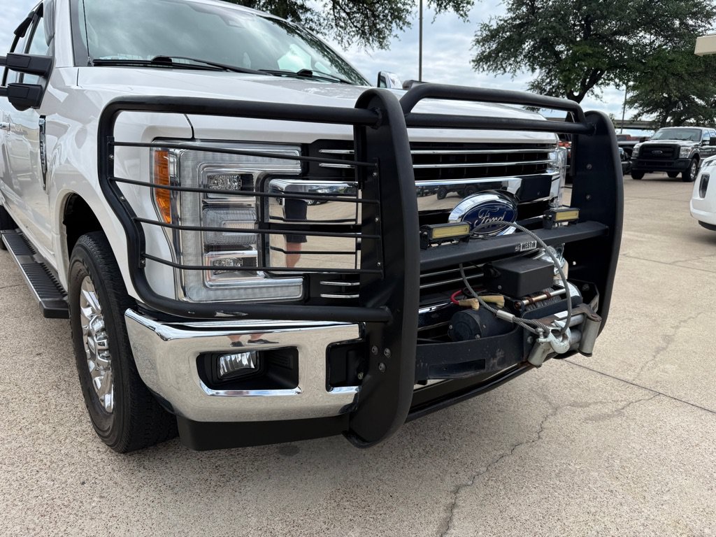 Used 2019 Ford F250 Lariat w/ Lariat Ultimate Package RWD image 11