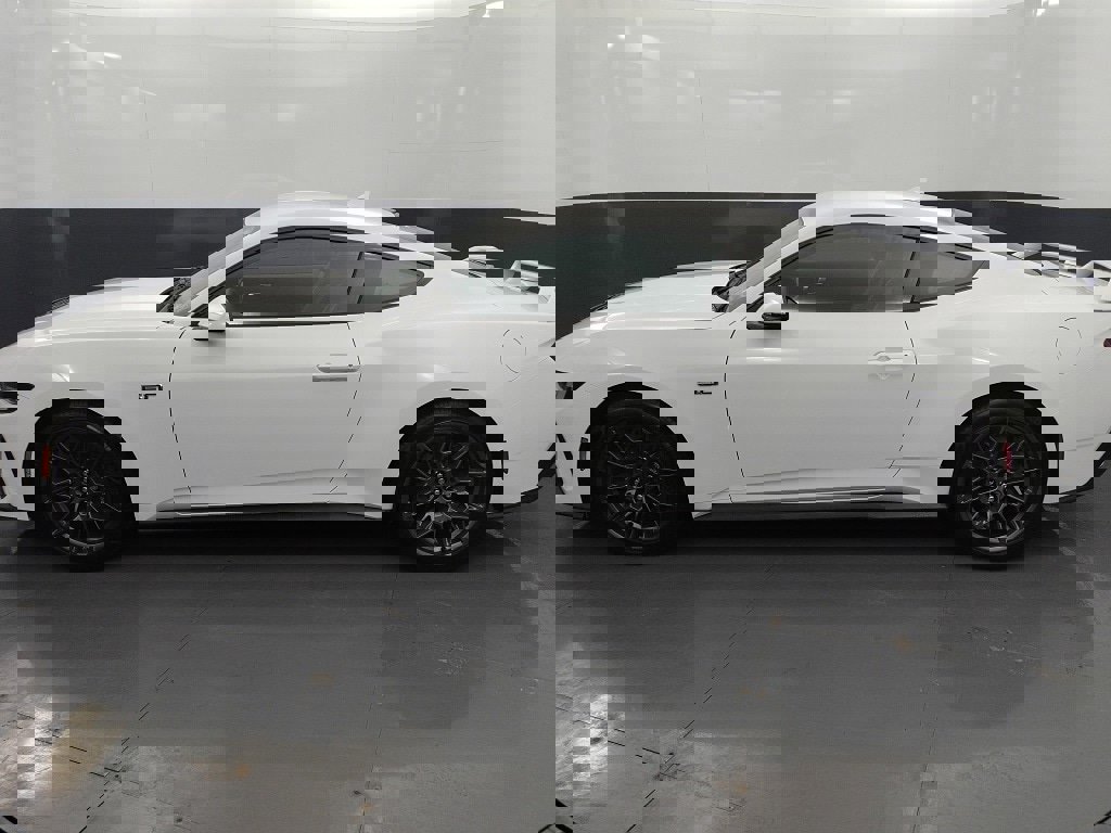 Used 2024 Ford Mustang GT Premium w/ GT Performance Package image 6