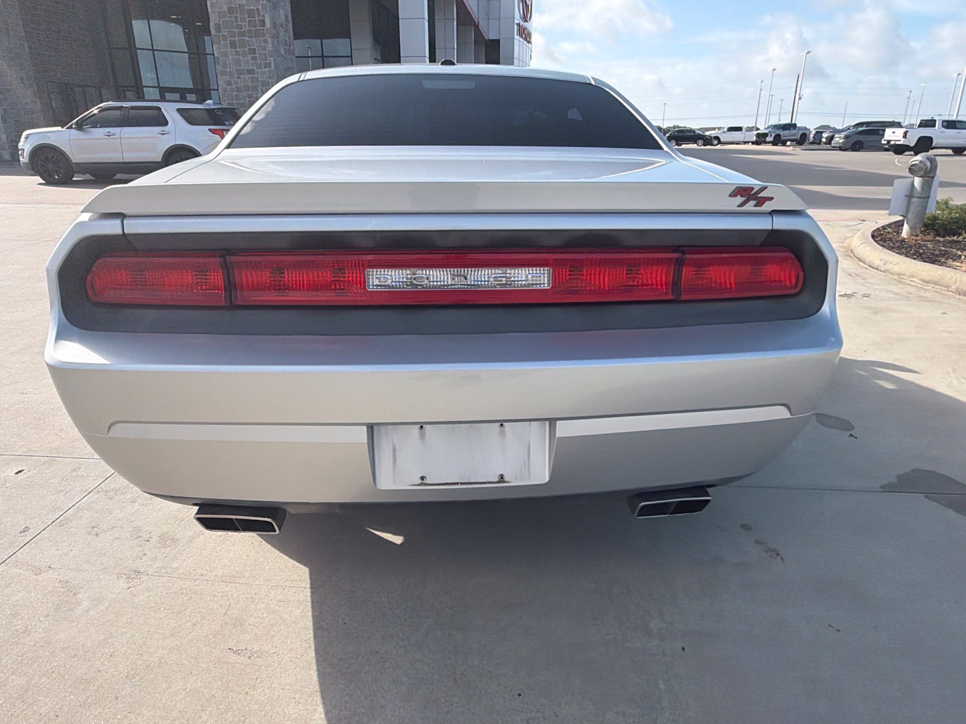 Used 2009 Dodge Challenger R/T RWD image 4