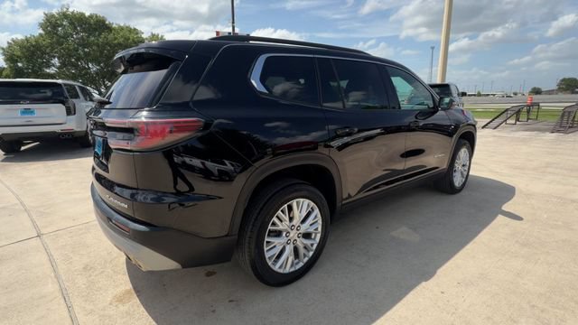 Used 2026 GMC Acadia Elevation w/ Elevation Premium Package FWD image 8