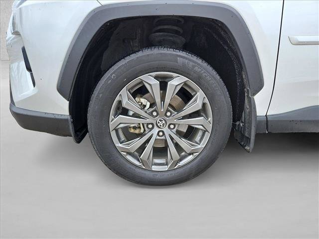 Certified 2023 Toyota RAV4 XLE Premium AWD/4WD image 24