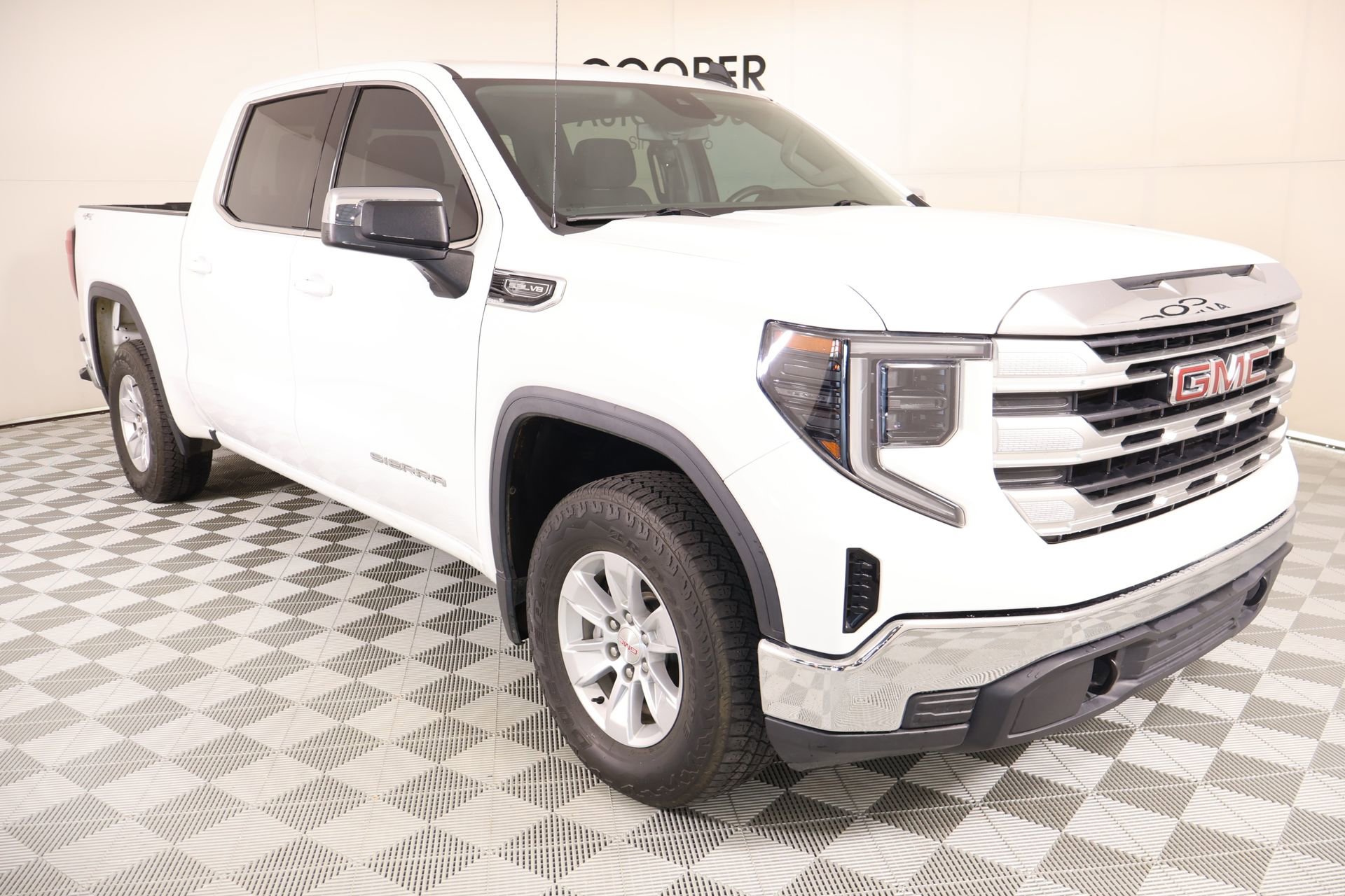 Used 2023 GMC Sierra 1500 SLE