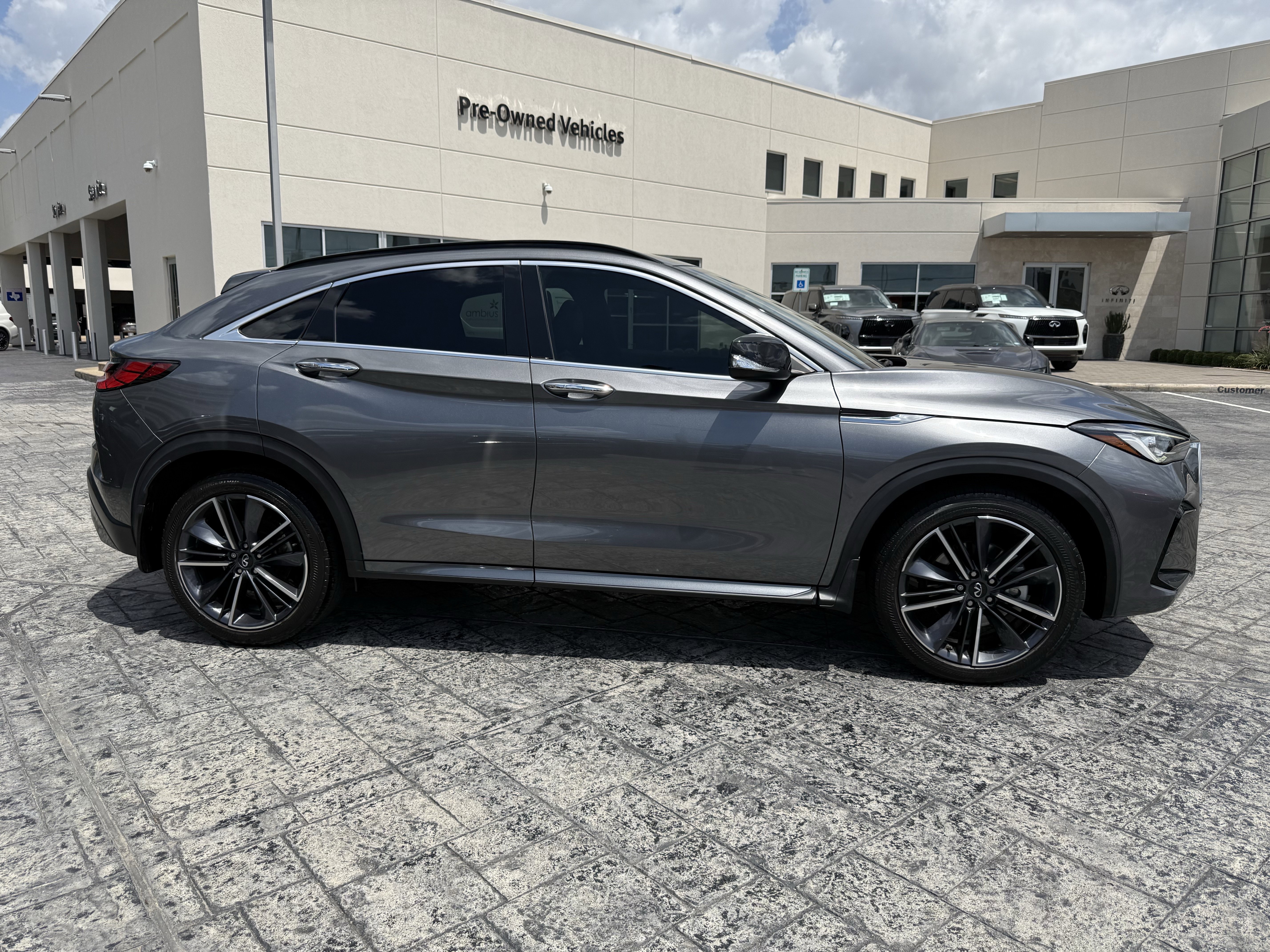 Certified 2023 INFINITI QX55 Luxe w/ Cargo Package AWD/4WD image 8
