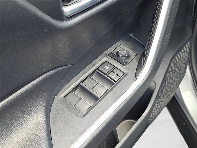 Used 2024 Toyota RAV4 XLE FWD image 11