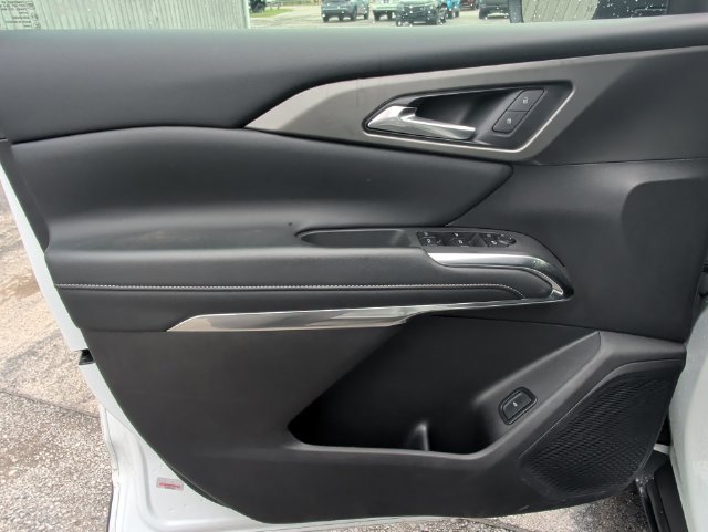 Used 2025 Chevrolet Traverse LT AWD/4WD image 26