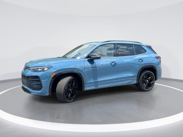 Used 2025 Volkswagen Tiguan SE R-Line