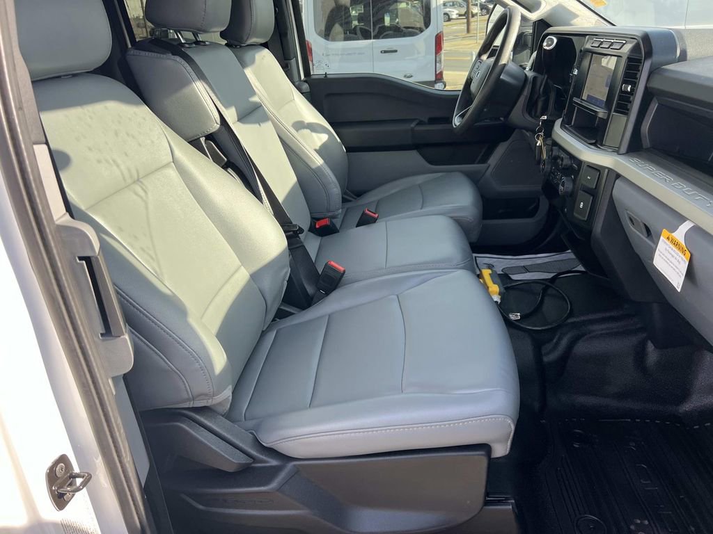 Used 2024 Ford F350 XL image 13