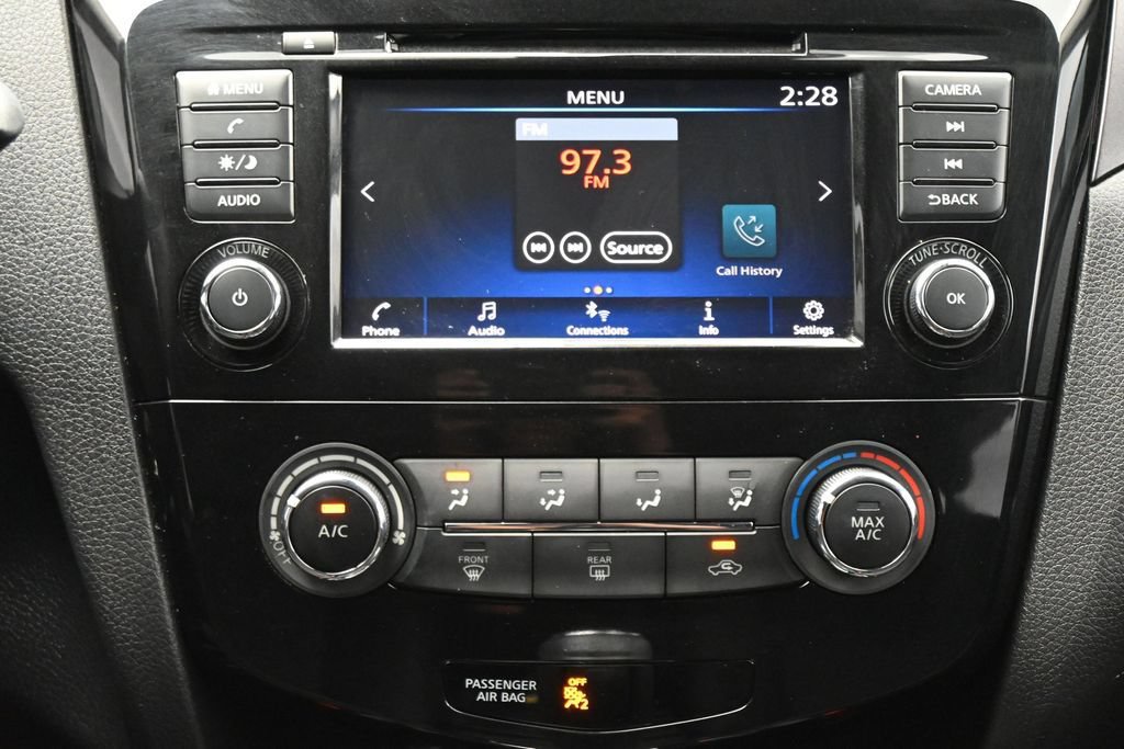 Used 2021 Nissan Rogue Sport S FWD image 19