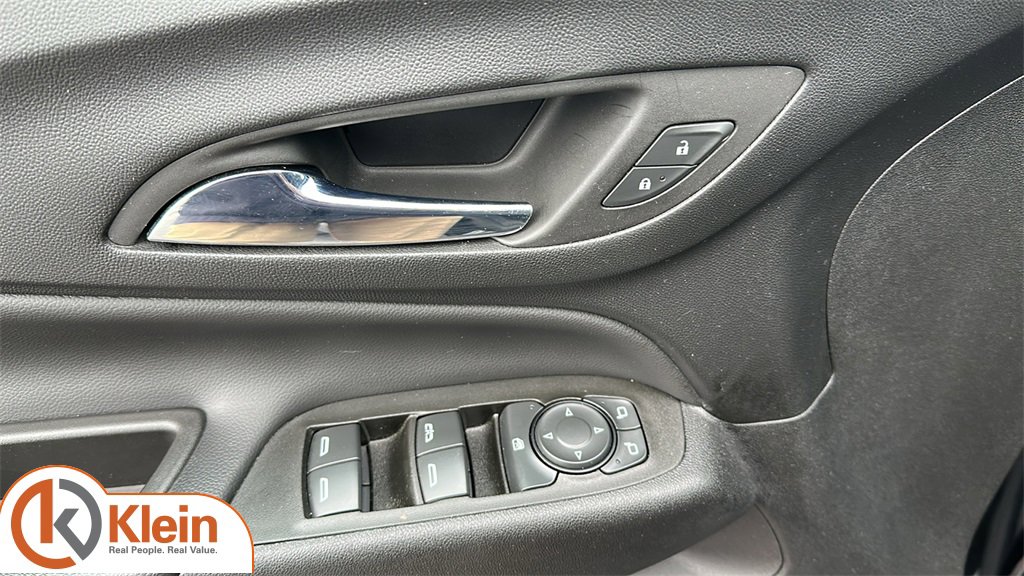 Used 2022 Chevrolet Equinox LT image 12