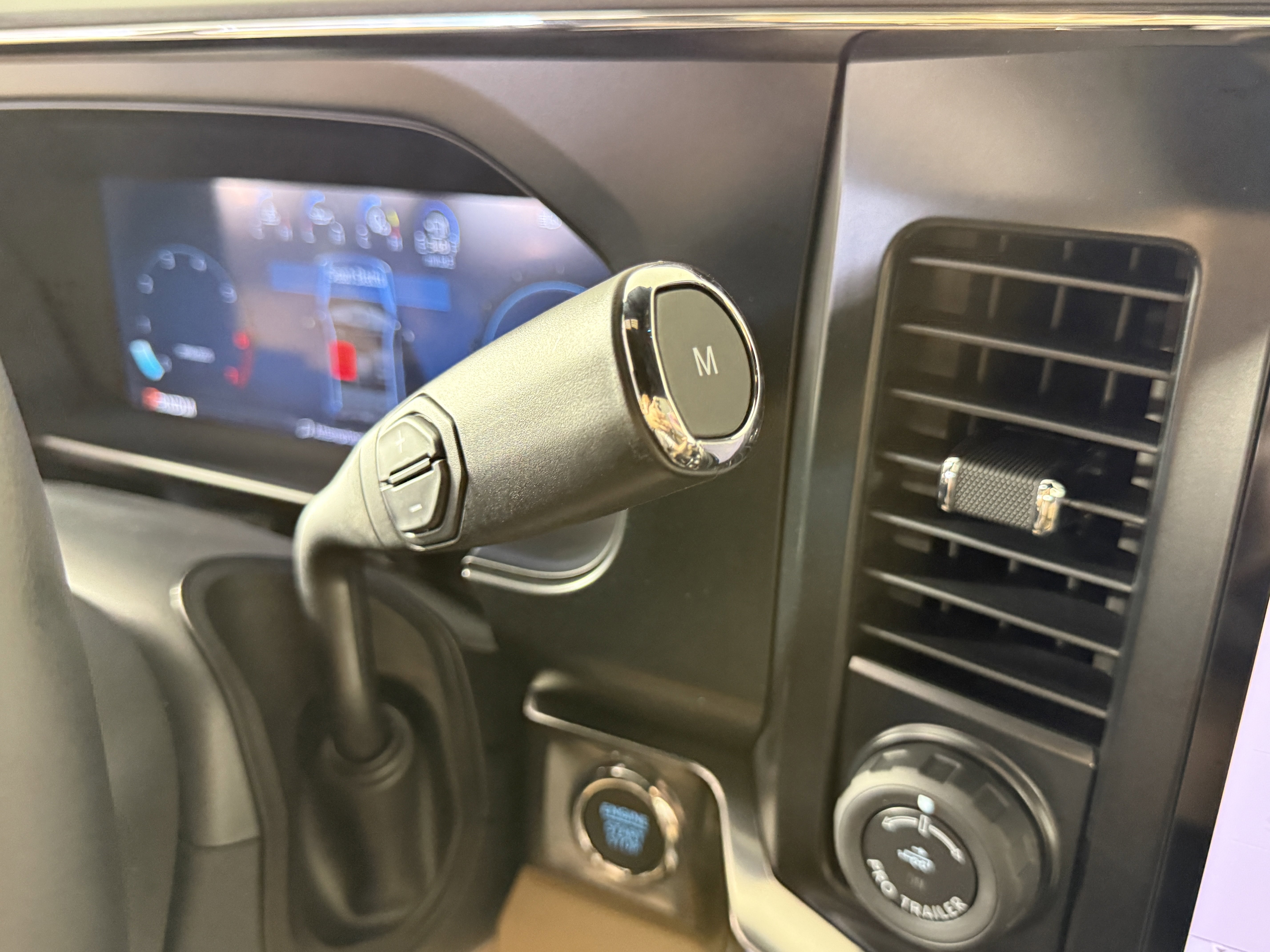 New 2026 Ford F250 Lariat image 24