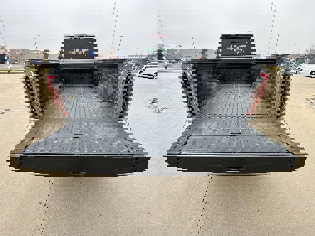 Used 2025 GMC Sierra 2500 AT4 image 26