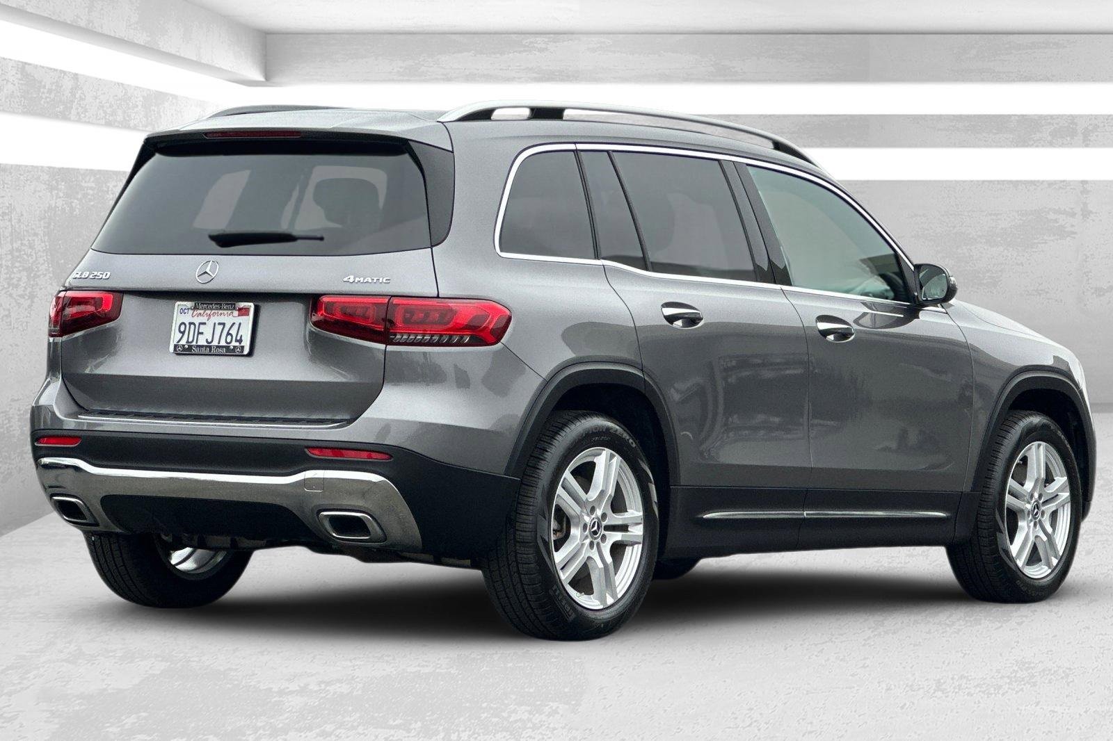 Certified 2022 Mercedes-Benz GLB 250 4MATIC image 4