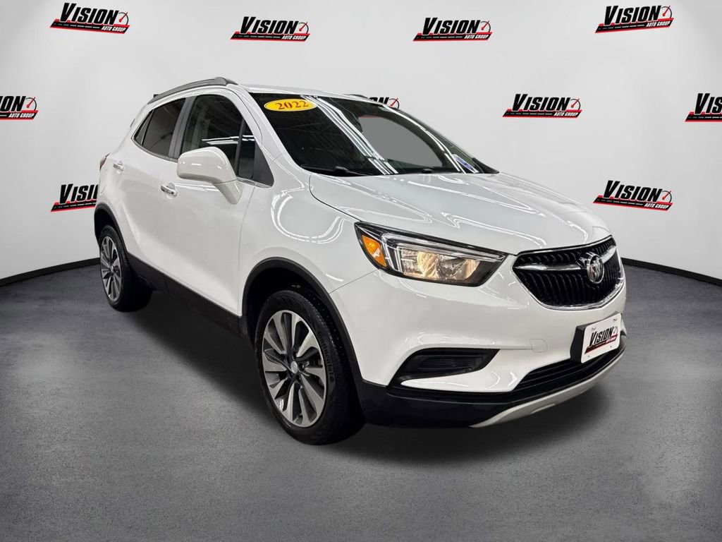 Used 2022 Buick Encore Preferred w/ Safety Package image 3