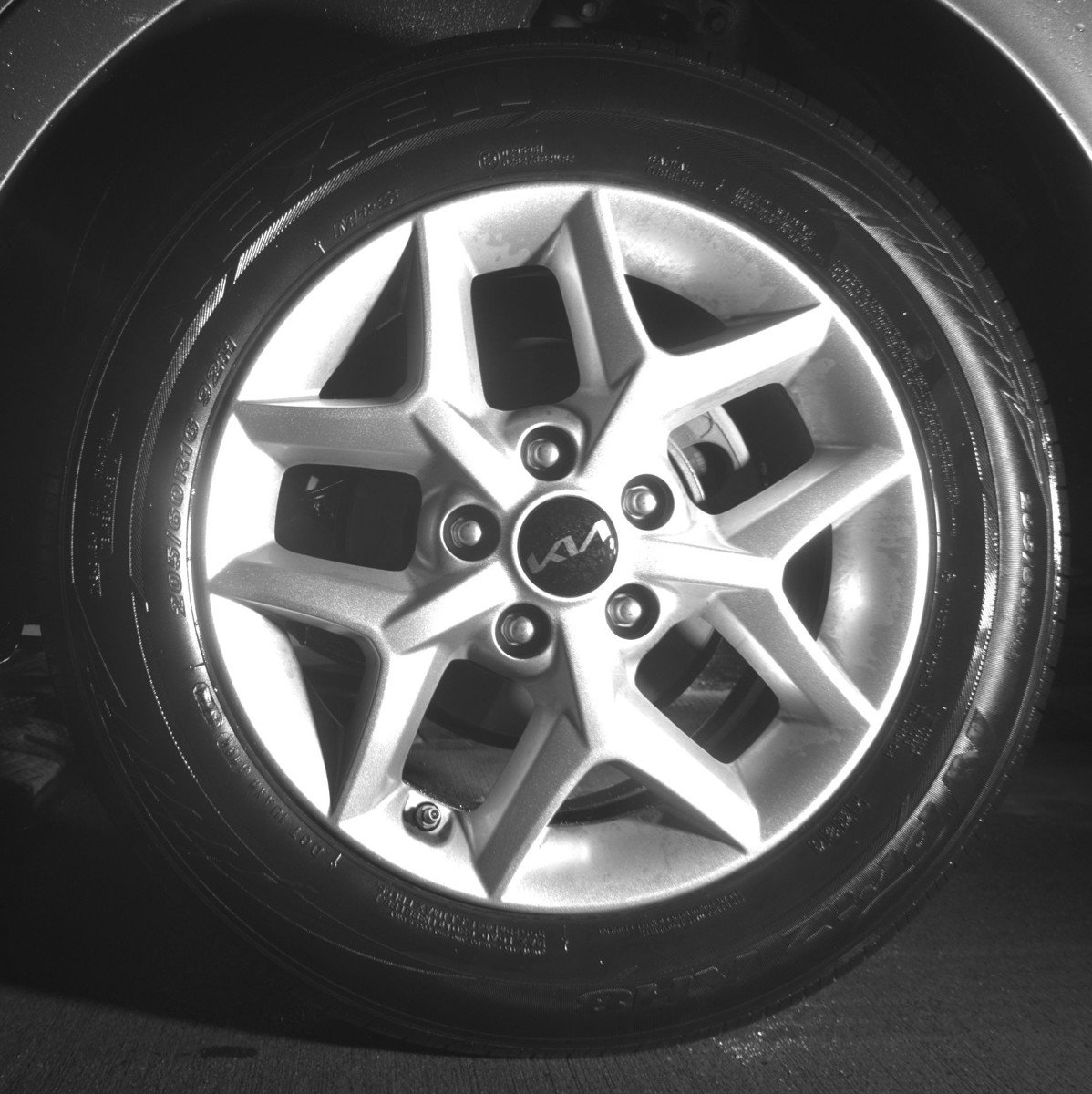 Used 2025 Kia Soul LX w/ LX Technology Package FWD image 13