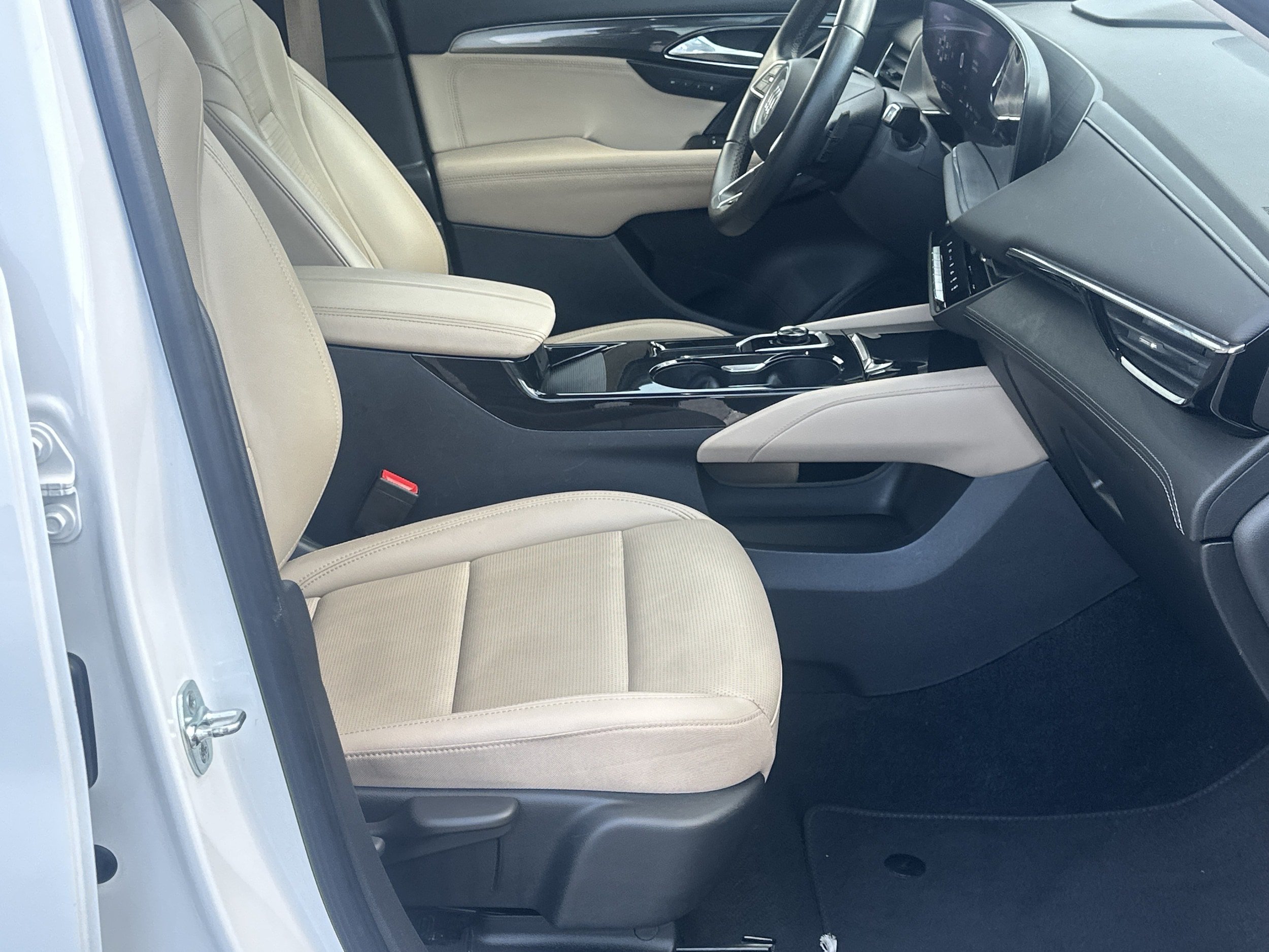 Used 2024 Buick Envision Preferred AWD/4WD image 13