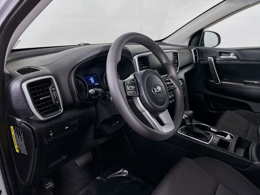 Used 2022 Kia Sportage LX image 14