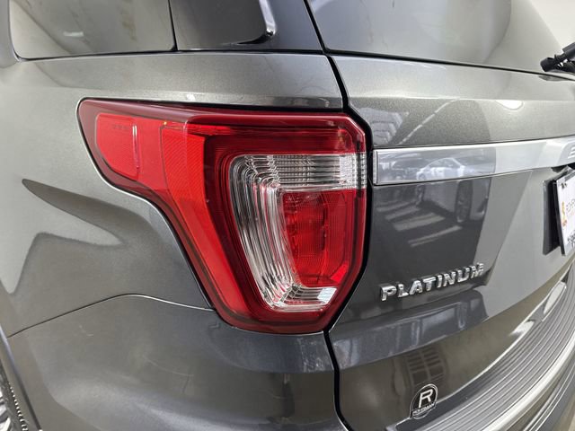 Used 2018 Ford Explorer Platinum AWD/4WD image 31