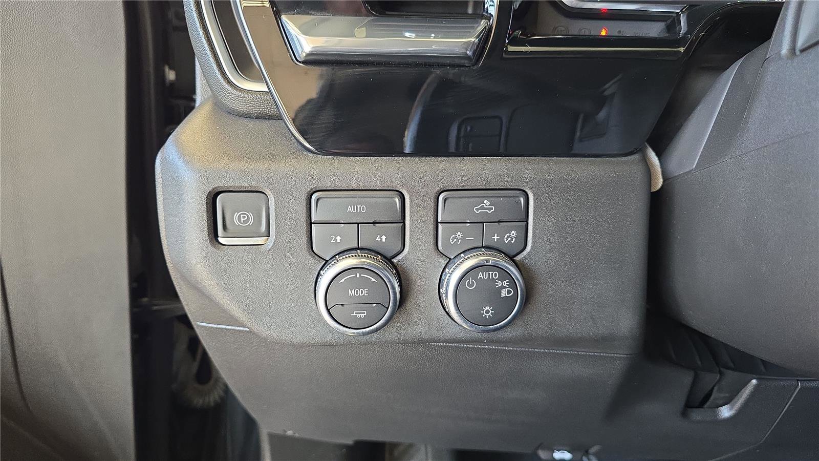 Used 2022 GMC Sierra 1500 SLE image 25