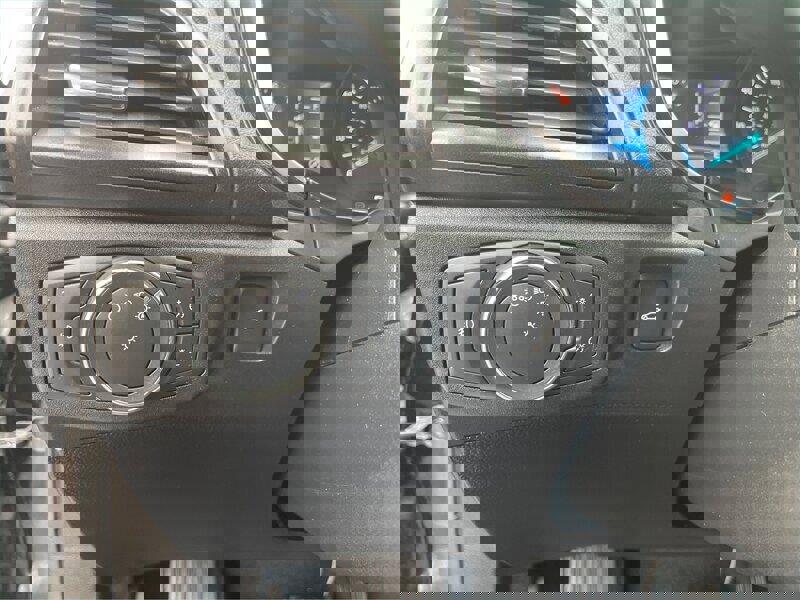 Used 2019 Ford Fusion Titanium image 17