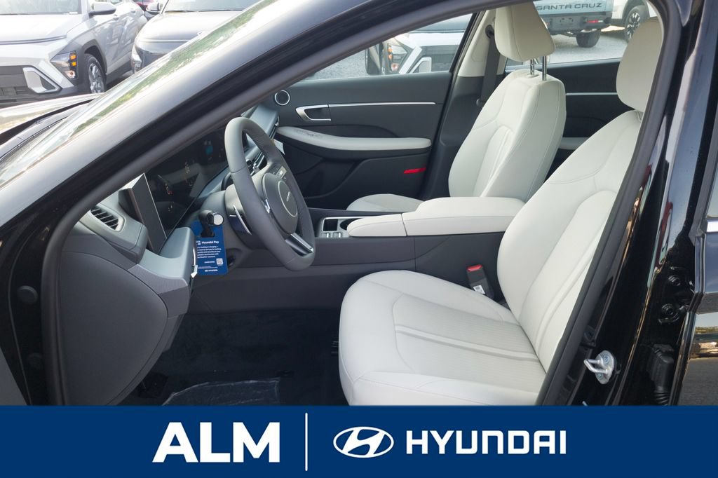 New 2026 Hyundai Sonata SEL FWD image 14