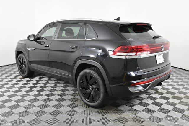 New 2026 Volkswagen Atlas Cross Sport SE FWD image 4