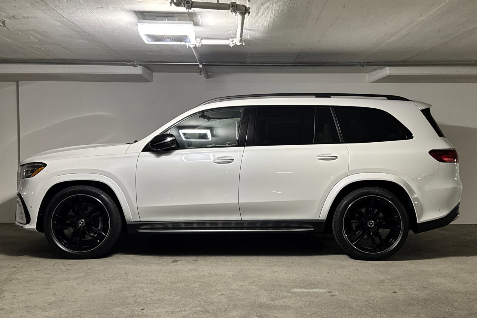 New 2026 Mercedes-Benz GLS 580 4MATIC image 6