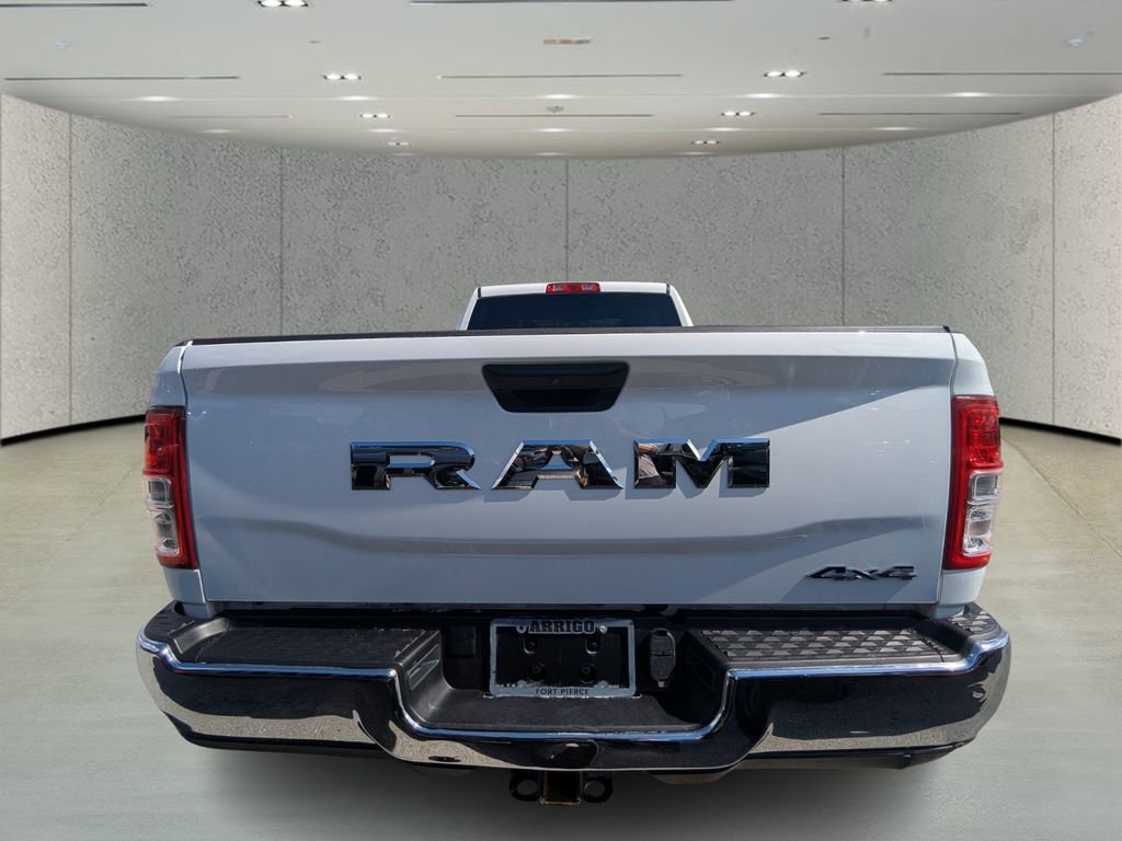 Used 2024 RAM 2500 Tradesman w/ Chrome Appearance Group image 4