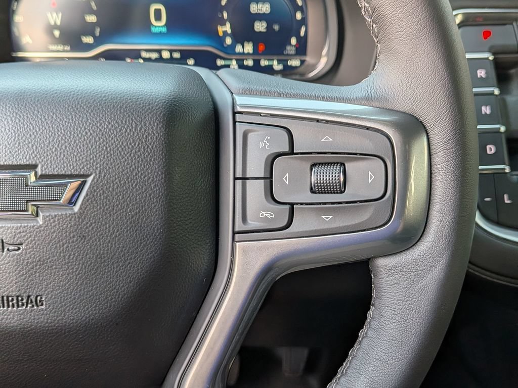 Used 2022 Chevrolet Tahoe Z71 w/ Luxury Package AWD/4WD image 21
