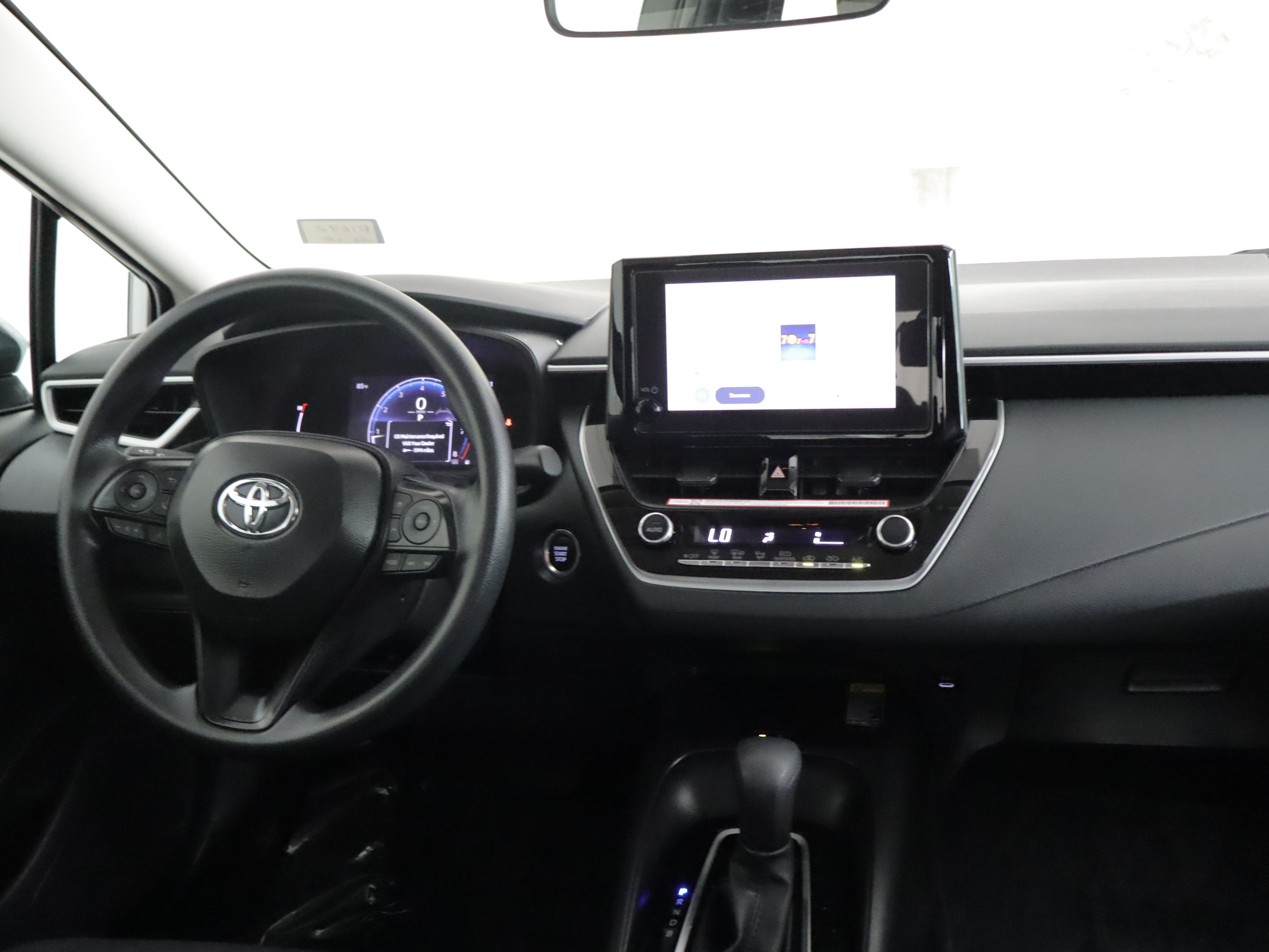 Used 2026 Toyota Corolla LE w/ LE Premium Package FWD image 2