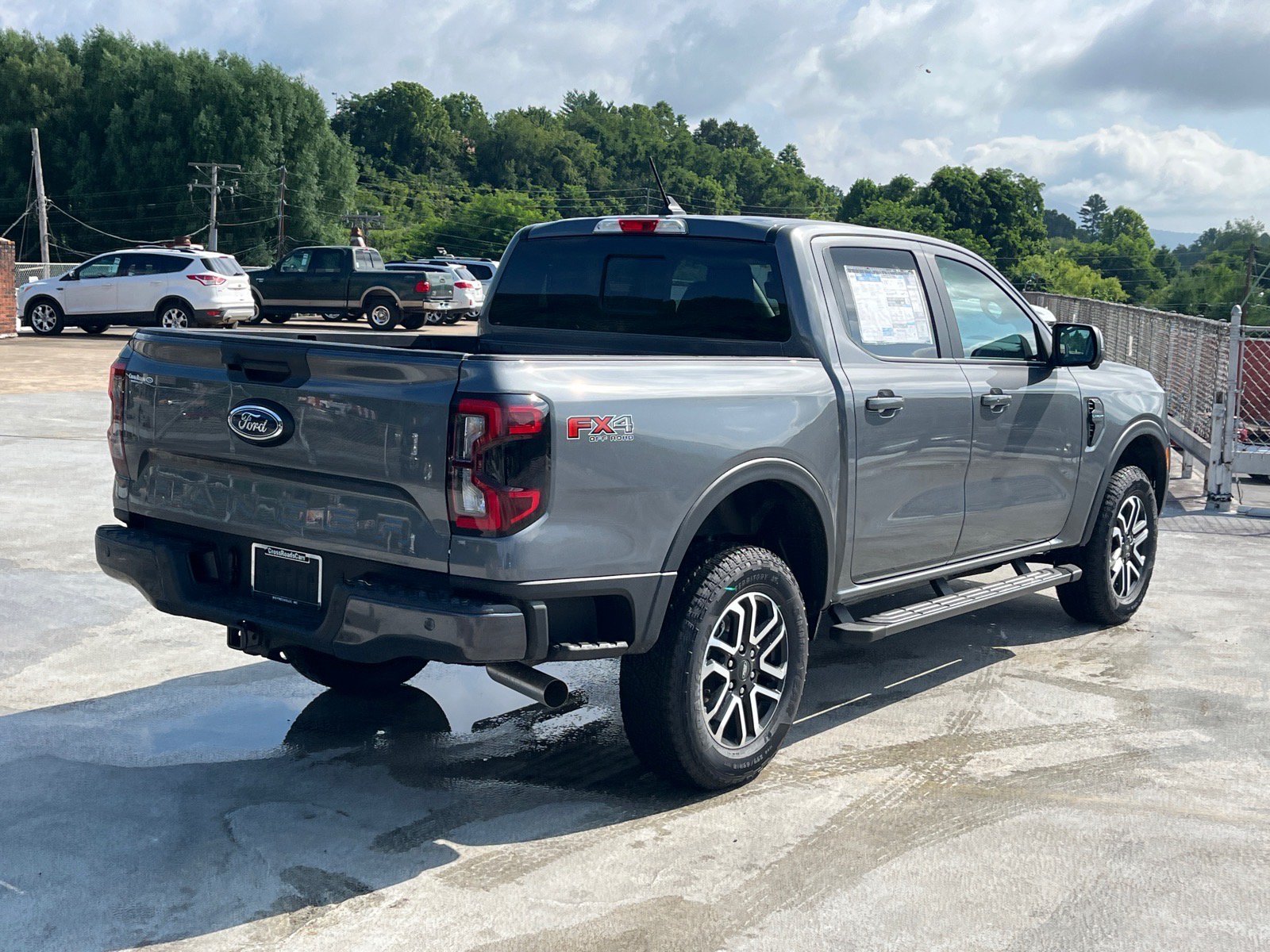 New 2026 Ford Ranger Lariat w/ FX4 Off-Road Package AWD/4WD image 3