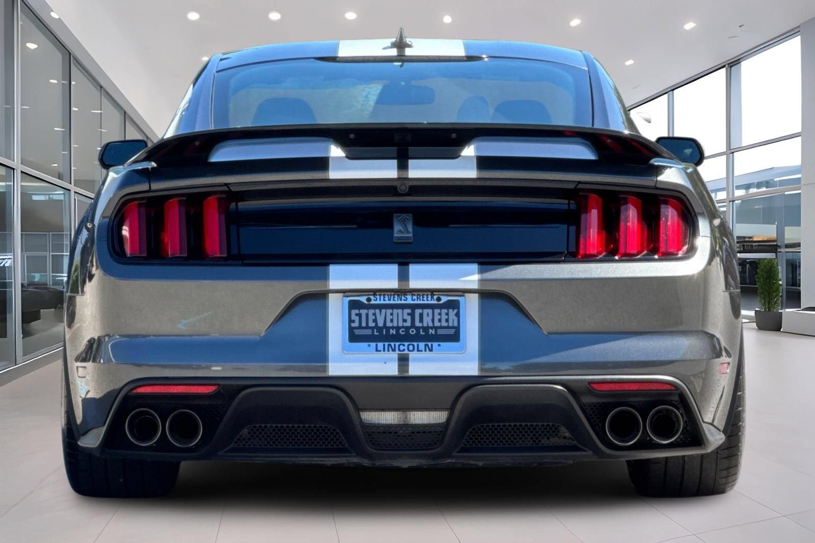Used 2020 Ford Mustang Shelby GT350 w/ Technology Package RWD image 5