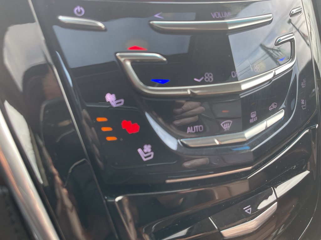 Used 2019 Cadillac Escalade ESV Luxury w/ LPO, Escalade Noir Package image 28