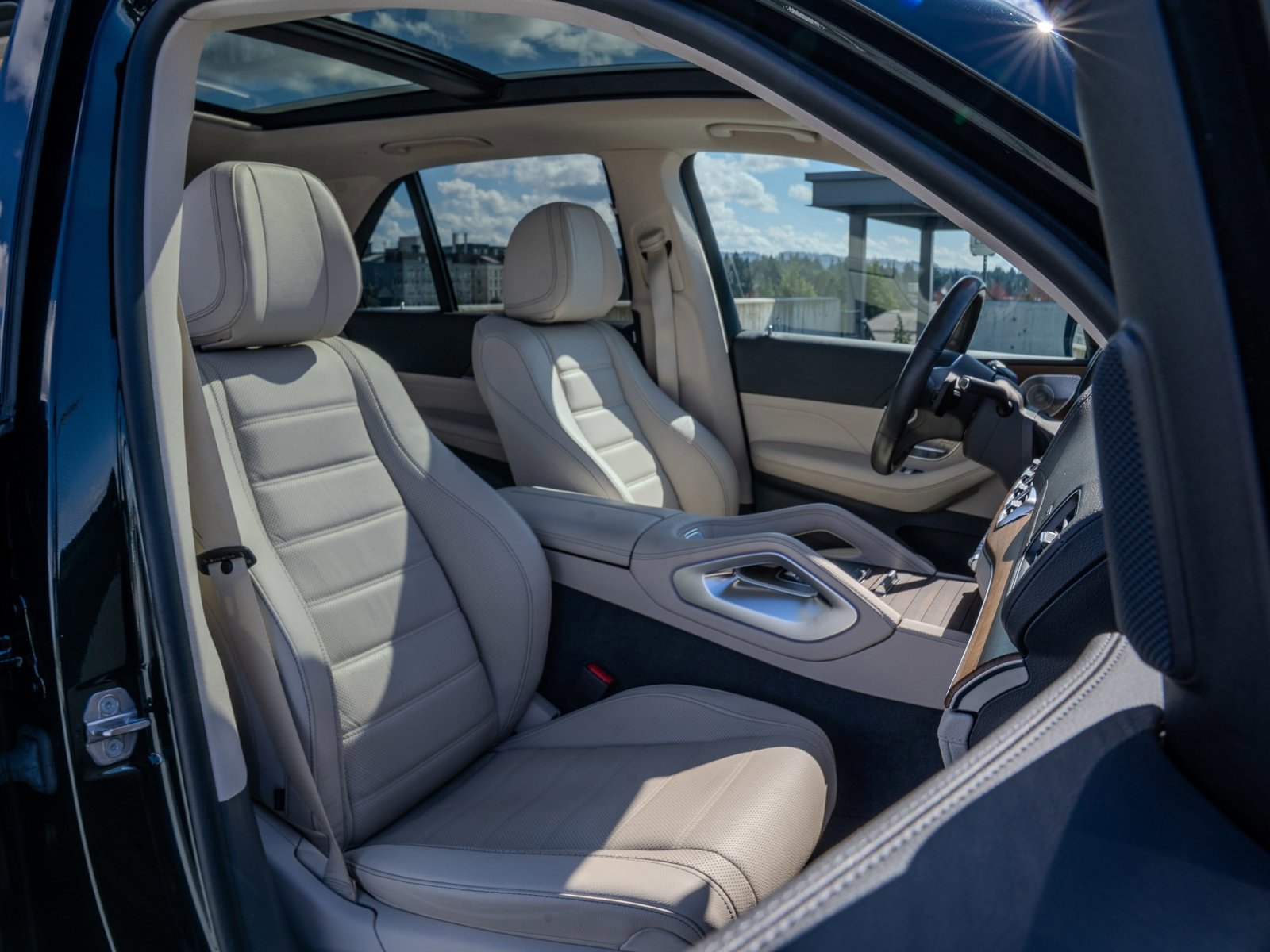 Certified 2020 Mercedes-Benz GLE 580 4MATIC image 28