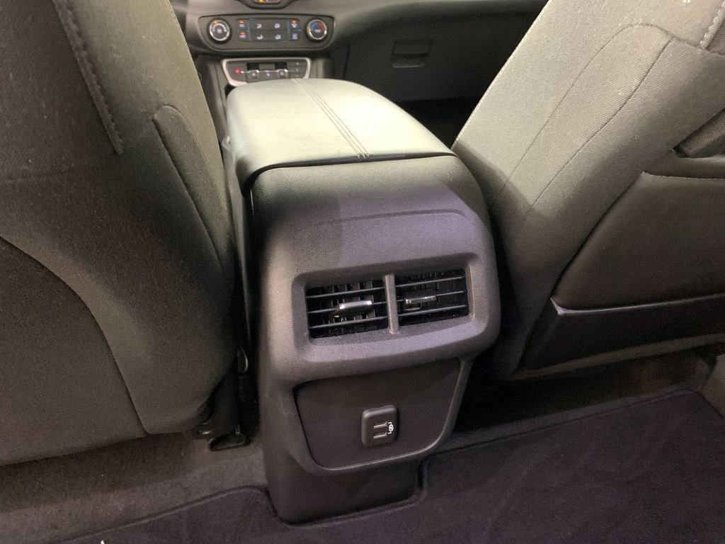 Used 2022 GMC Terrain SLE w/ Fleet Convenience Package FWD image 31